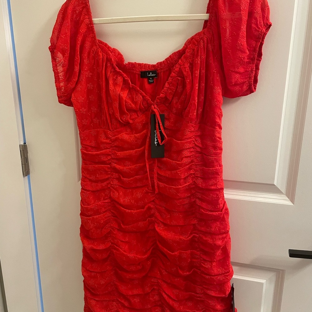 Lulu’s NWT Red Ruched Dress